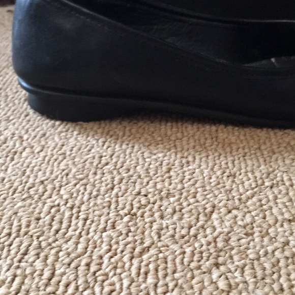 Flats - Picture 3 of 5